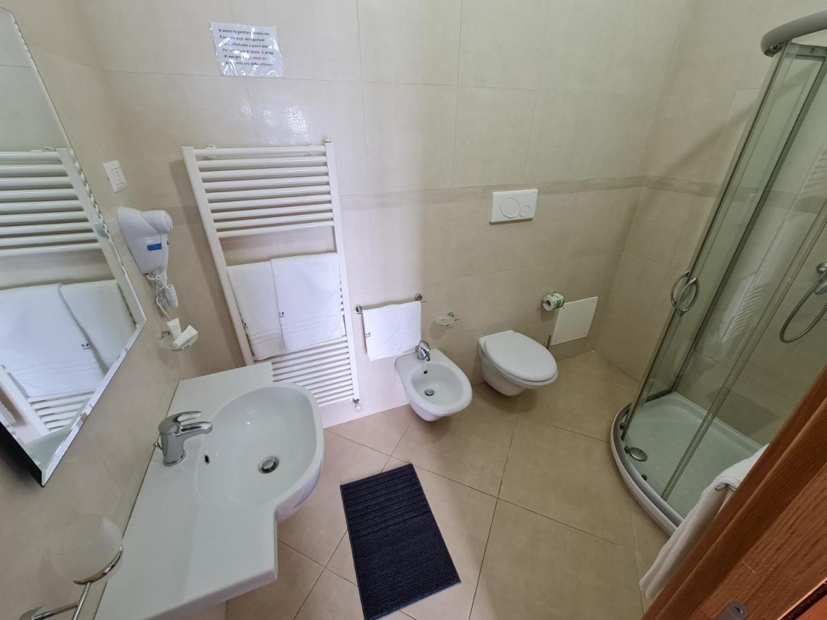 Il Vascello Hotell Porto Cesareo Eksteriør bilde