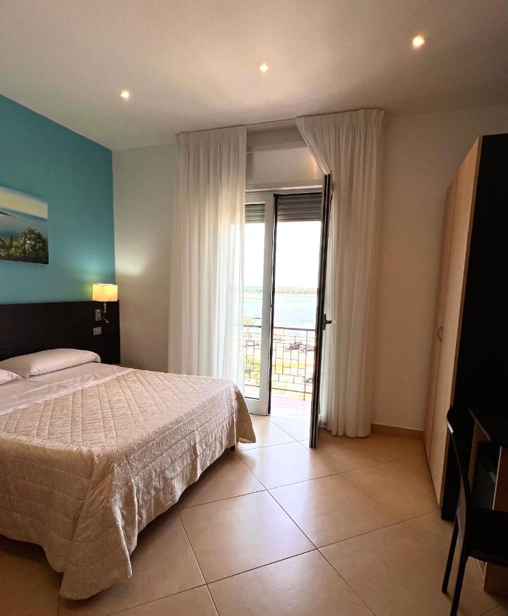Il Vascello Hotell Porto Cesareo Eksteriør bilde