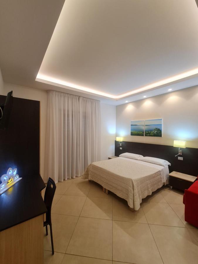Il Vascello Hotell Porto Cesareo Eksteriør bilde