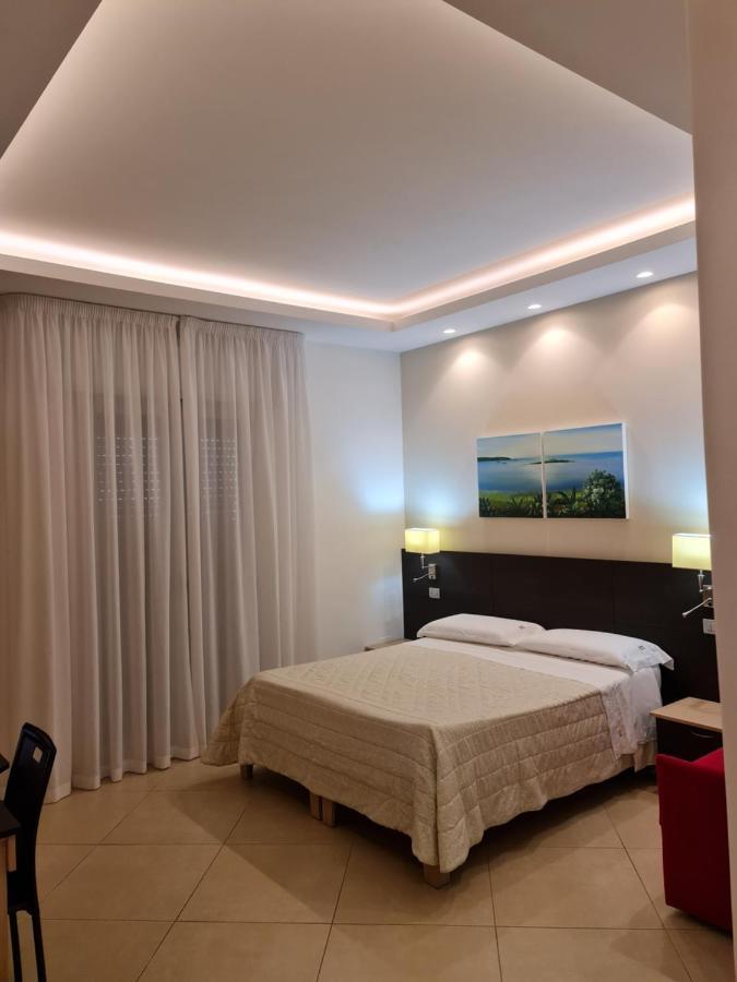 Il Vascello Hotell Porto Cesareo Eksteriør bilde