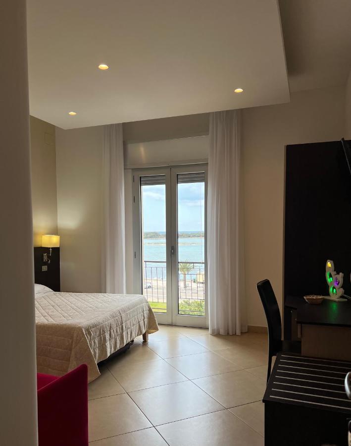 Il Vascello Hotell Porto Cesareo Eksteriør bilde