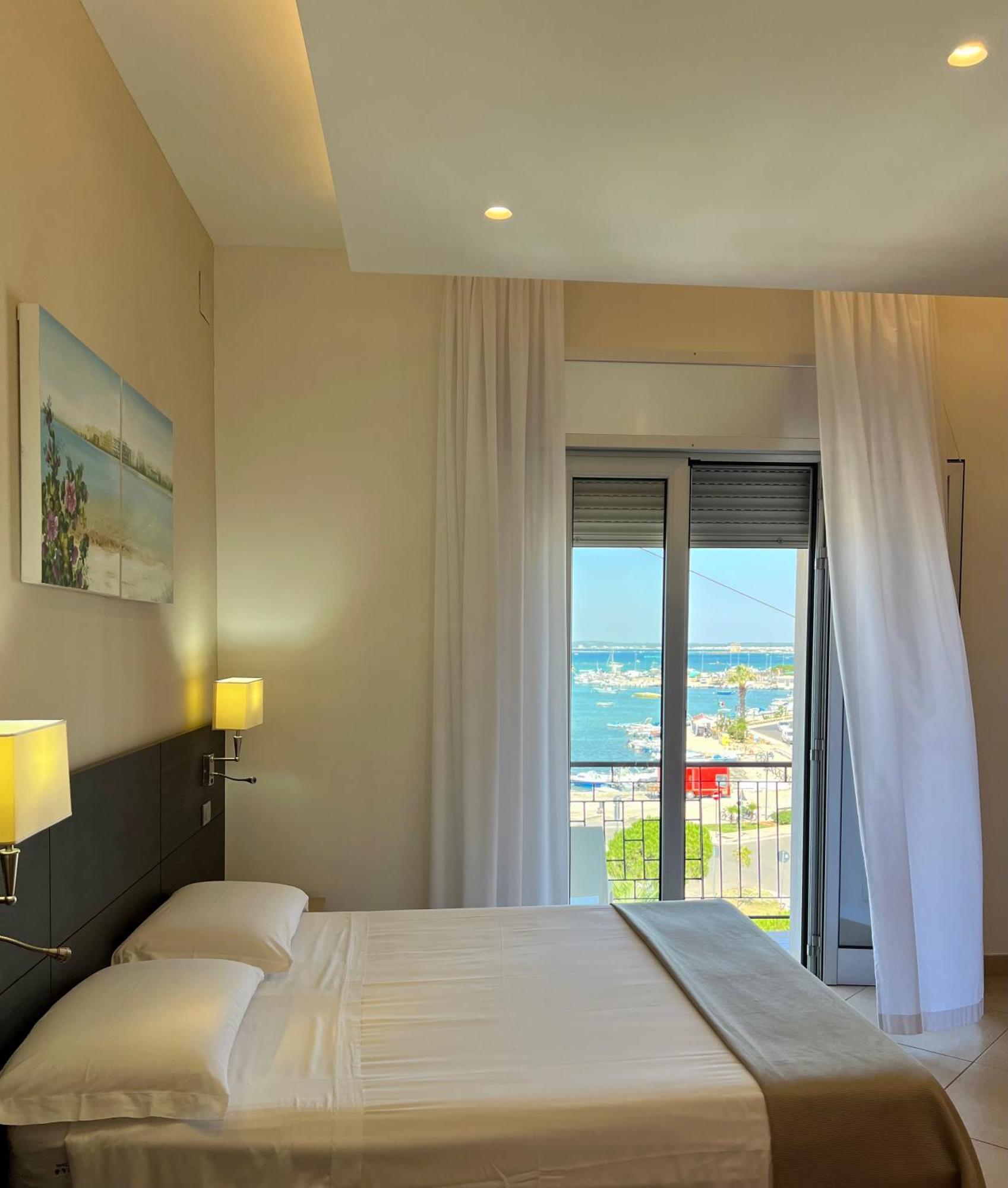 Il Vascello Hotell Porto Cesareo Eksteriør bilde