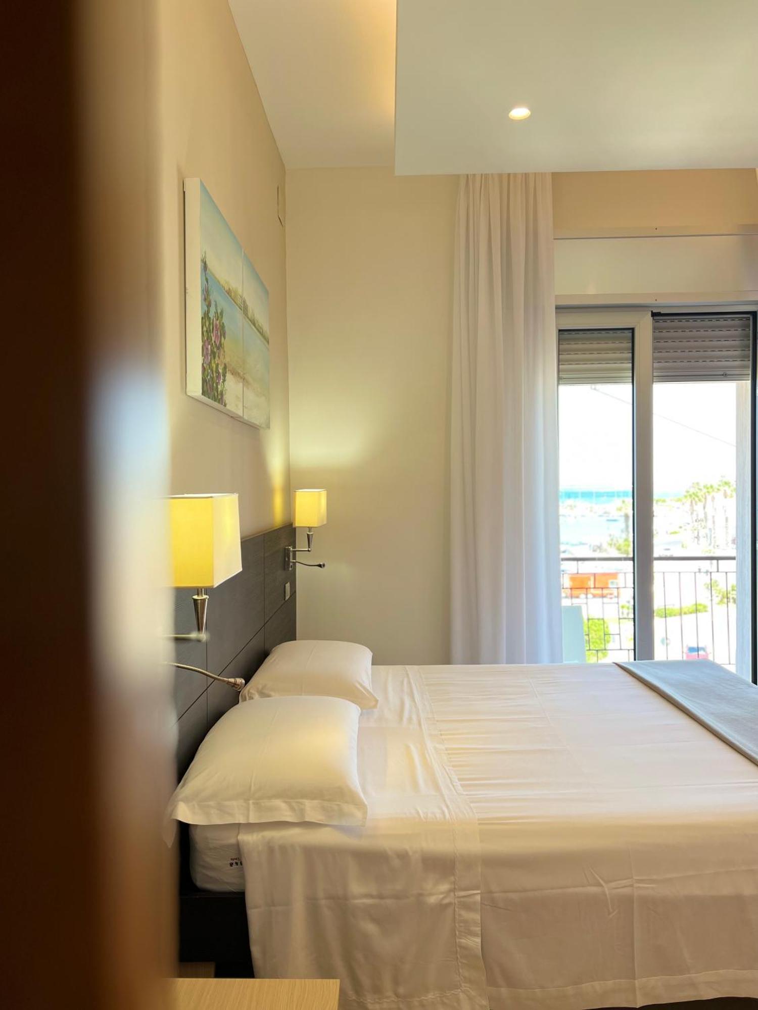 Il Vascello Hotell Porto Cesareo Eksteriør bilde